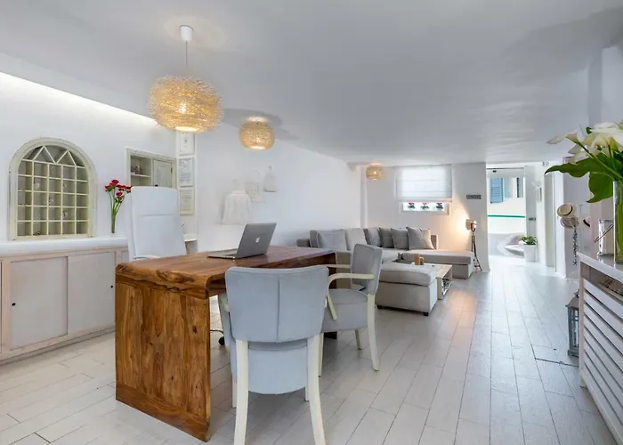 23 Mykonos Mykonos Town