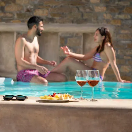 23 Mykonos Hotel 3*